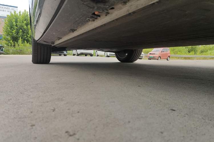 Used XPeng G9 2026 Model, 725 Max Right Side Sill