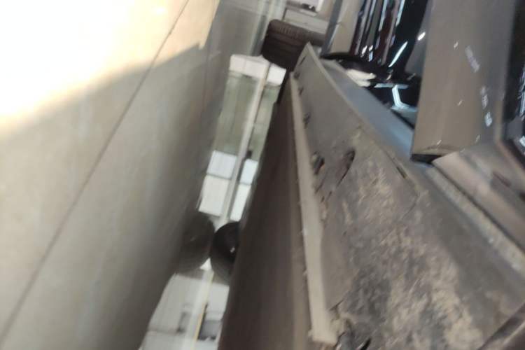 Used XPeng G9 2026 Model, 725 Max Right Side Sill