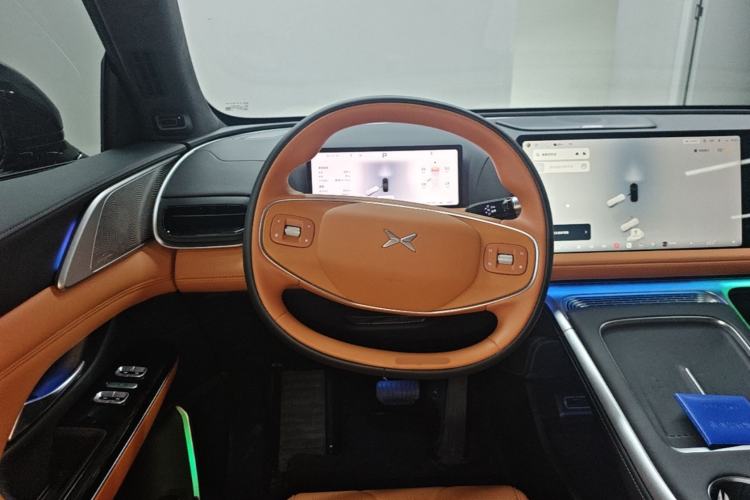 Used XPeng G9 2026 Model, 725 Max Steering Wheel