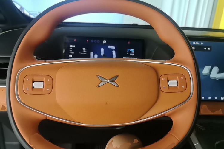 Used XPeng G9 2026 Model, 725 Max Steering Wheel