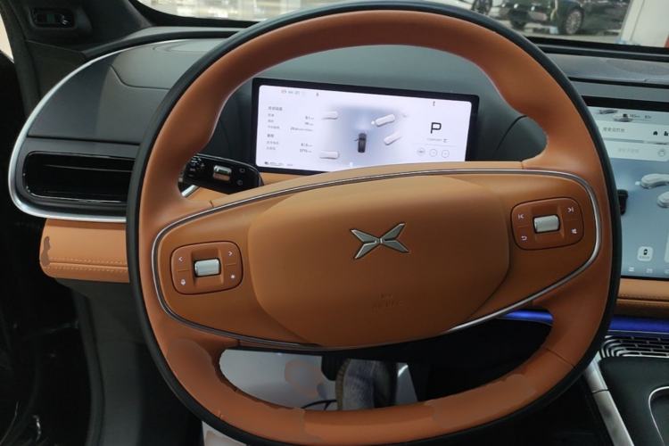 Used XPeng G9 2026 Model, 725 Max Steering Wheel