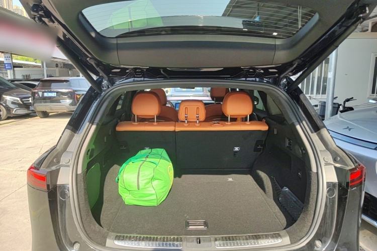 Used XPeng G9 2026 Model, 725 Max Trunk