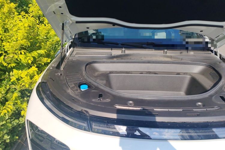 Used XPeng G9 2026 Model, 625 Max Engine Bay Right