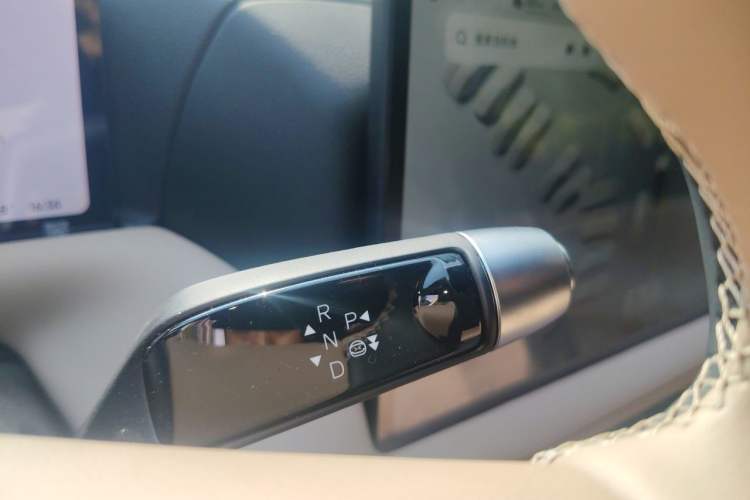 Used XPeng G9 2026 Model, 625 Max Gear Lever