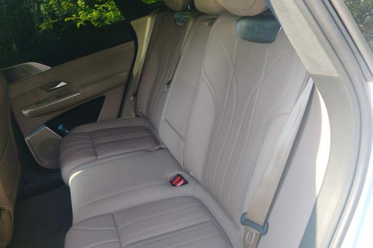 Used XPeng G9 2026 Model, 625 Max Left Rear Seat
