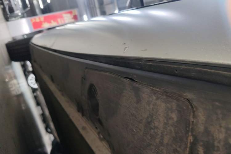 Used XPeng G9 2026 Model, 725 Max Left Side Sill