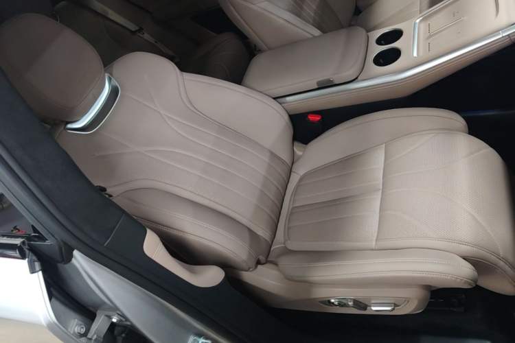 Used XPeng G9 2026 Model, 725 Max Right Front Seat