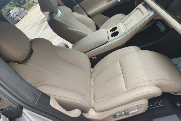 Used XPeng G9 2026 Model, 725 Max Interior 6