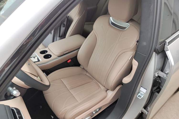 Used XPeng G9 2026 Model, 725 Max Left Front Seat