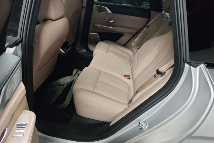 Used XPeng G9 2026 Model, 725 Max Left Rear Seat