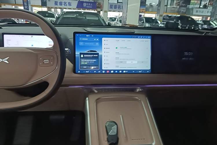 Used XPeng G9 2026 Model, 725 Max Audio And AC Panel