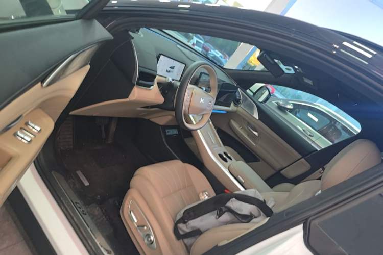 Used XPeng G9 2026 Model, 725 Max Driver Seat