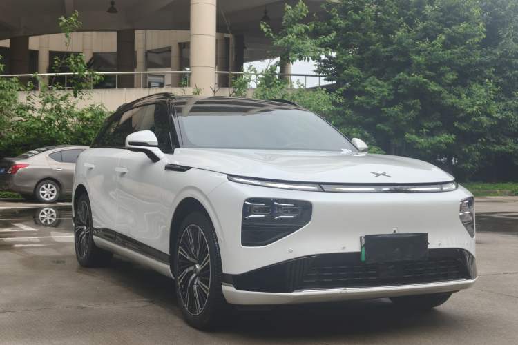 Used XPeng G9 2026 Model, 725 Max Exterior 2