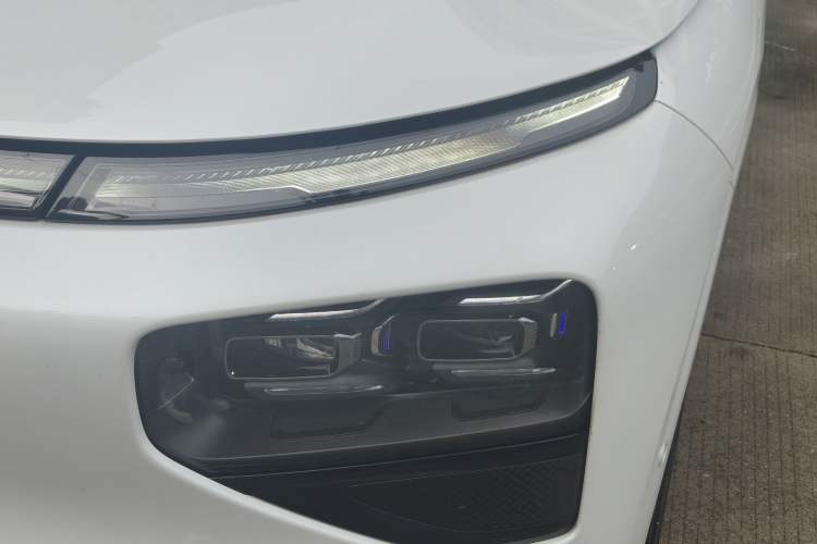 Used XPeng G9 2026 Model, 725 Max Exterior 3