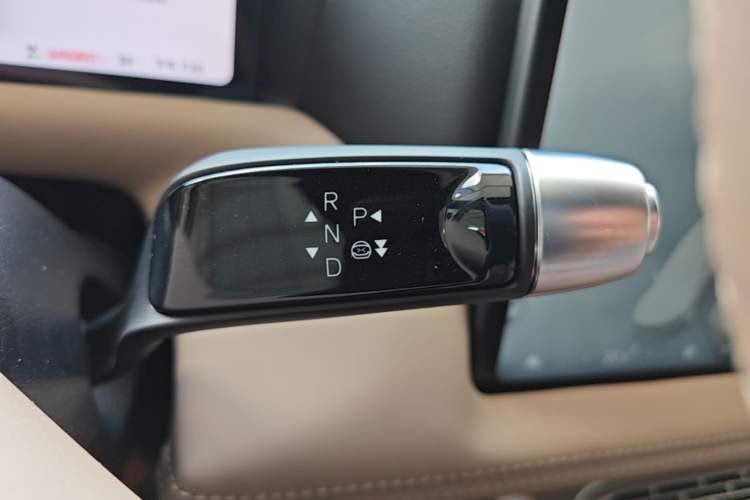 Used XPeng G9 2026 Model, 725 Max Gear Lever