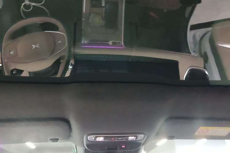 Used XPeng G9 2026 Model, 725 Max Headliner