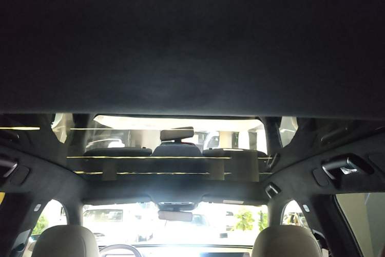 Used XPeng G9 2026 Model, 725 Max Headliner
