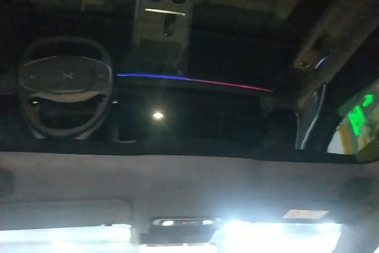 Used XPeng G9 2026 Model, 725 Max Headliner
