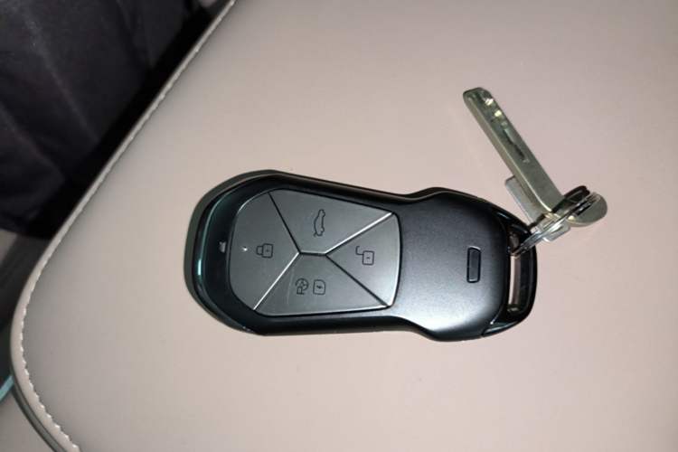 Used XPeng G9 2026 Model, 725 Max Interior 1
