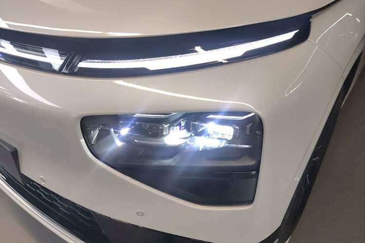 Used XPeng G9 2026 Model, 725 Max Left Front Headlight