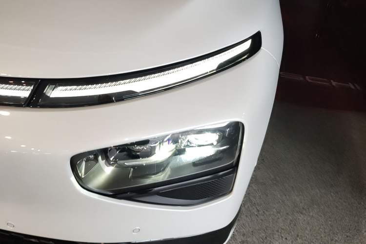 Used XPeng G9 2026 Model, 725 Max Left Front Headlight