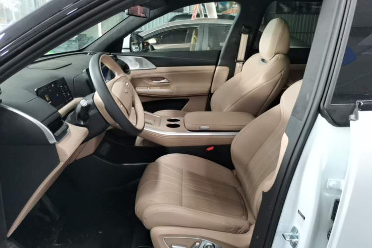 Used XPeng G9 2026 Model, 725 Max Left Front Seat