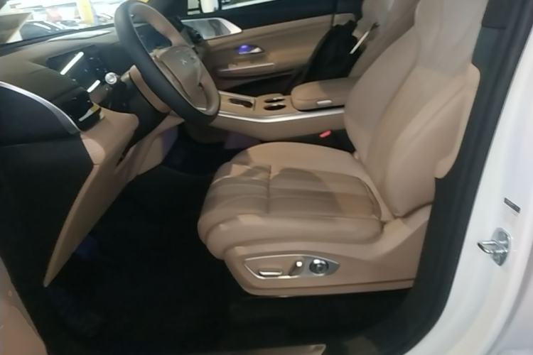 Used XPeng G9 2026 Model, 725 Max Left Front Seat
