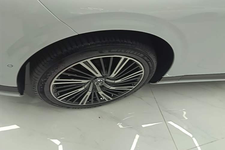 Used XPeng G9 2026 Model, 725 Max Left Front Wheel Hub