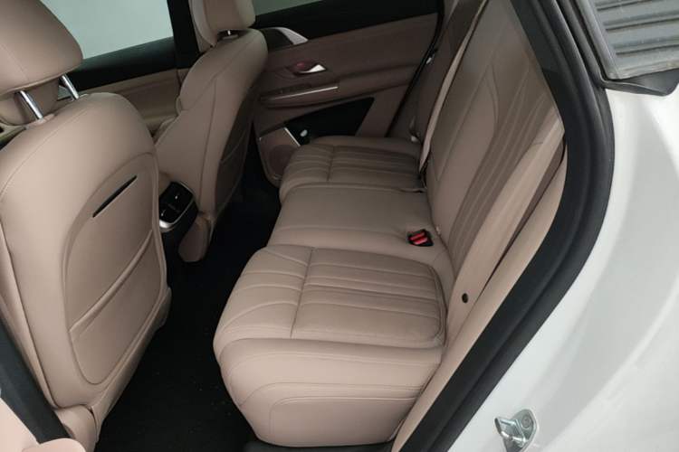Used XPeng G9 2026 Model, 725 Max Left Rear Seat