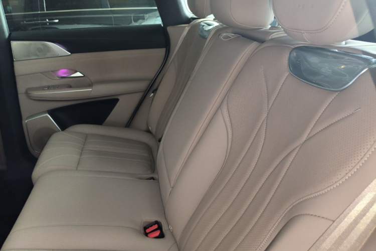 Used XPeng G9 2026 Model, 725 Max Left Rear Seat