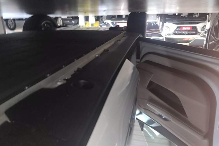 Used XPeng G9 2026 Model, 725 Max Left Side Sill