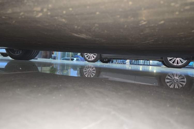 Used XPeng G9 2026 Model, 725 Max Left Side Sill