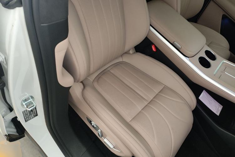 Used XPeng G9 2026 Model, 725 Max Right Front Seat