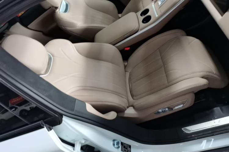 Used XPeng G9 2026 Model, 725 Max Right Front Seat