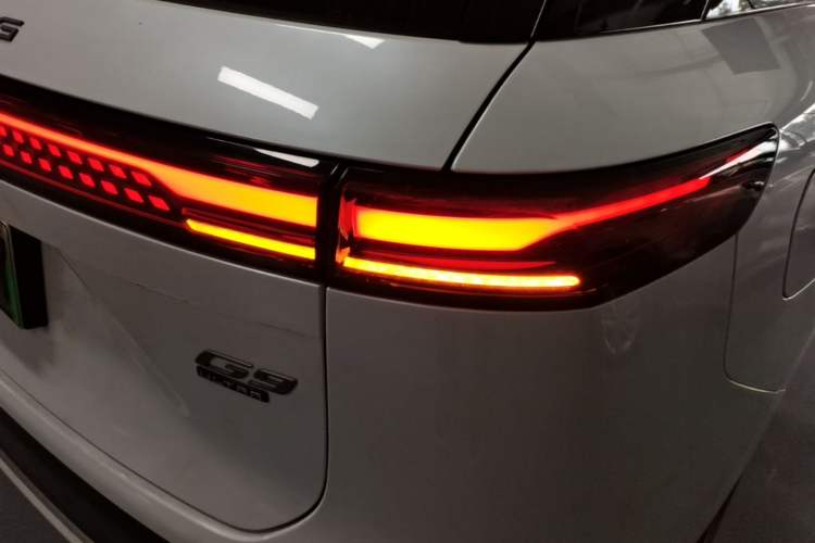 Used XPeng G9 2026 Model, 725 Max Right Rear Taillight