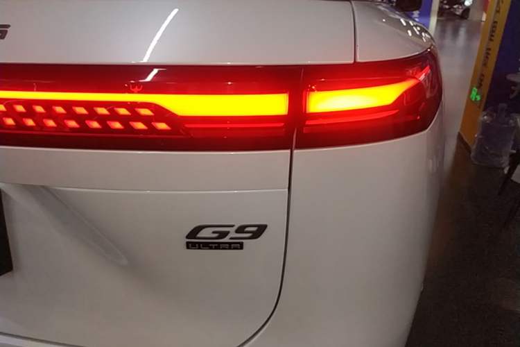 Used XPeng G9 2026 Model, 725 Max Right Rear Taillight