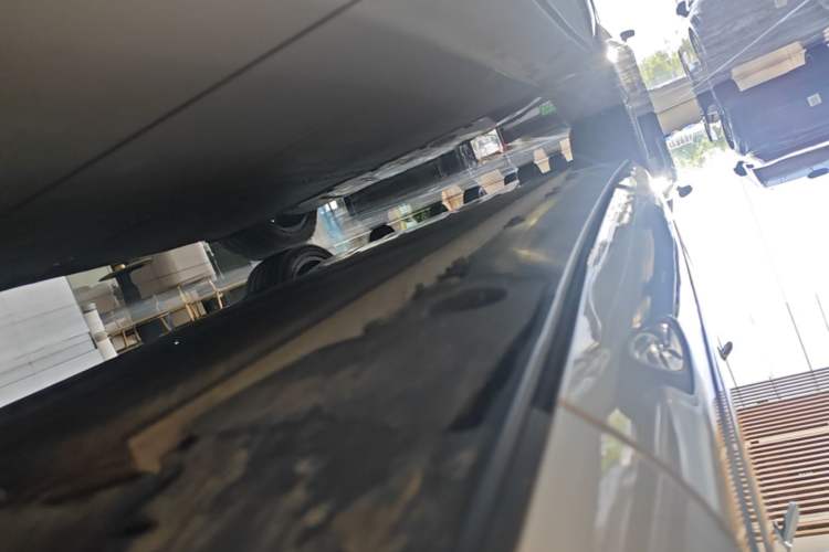 Used XPeng G9 2026 Model, 725 Max Right Side Sill