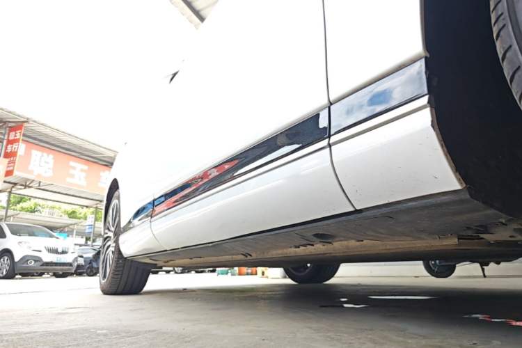 Used XPeng G9 2026 Model, 725 Max Right Side Sill