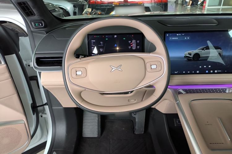 Used XPeng G9 2026 Model, 725 Max Steering Wheel