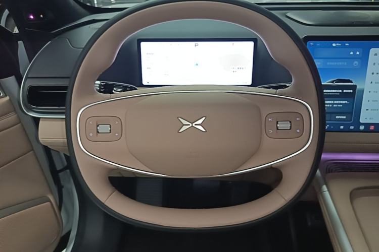 Used XPeng G9 2026 Model, 725 Max Steering Wheel