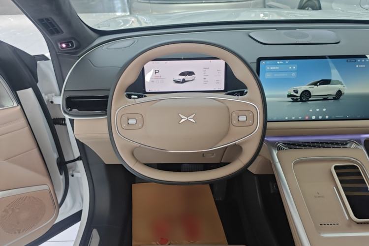 Used XPeng G9 2026 Model, 725 Max Steering Wheel