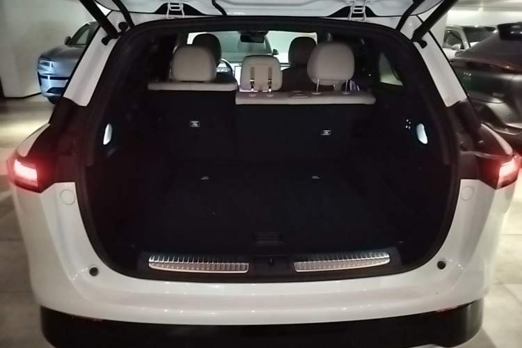 Used XPeng G9 2026 Model, 725 Max Trunk