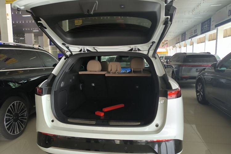 Used XPeng G9 2026 Model, 725 Max Trunk