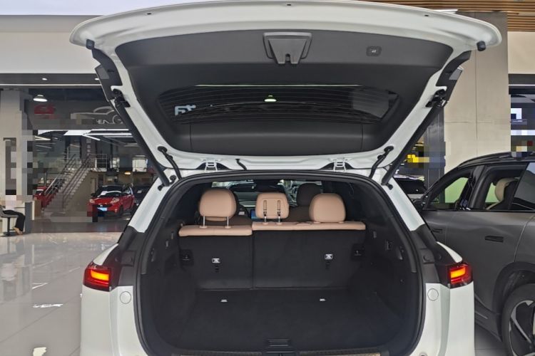 Used XPeng G9 2026 Model, 725 Max Trunk