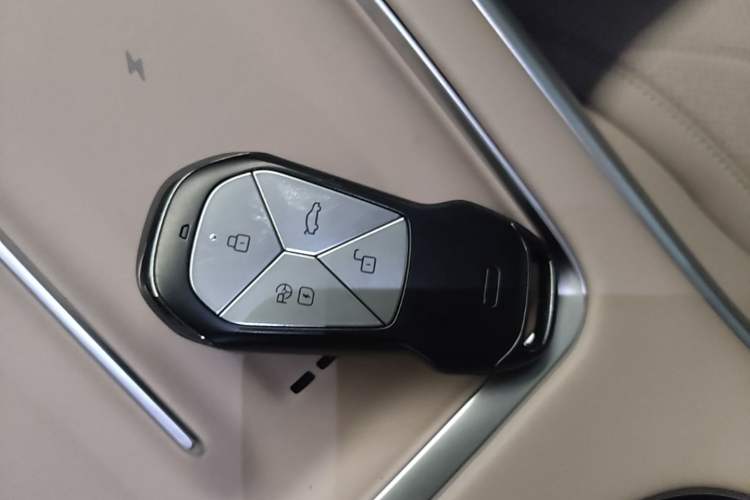 Used XPeng G9 2026 Model, 725 Max Vehicle Key