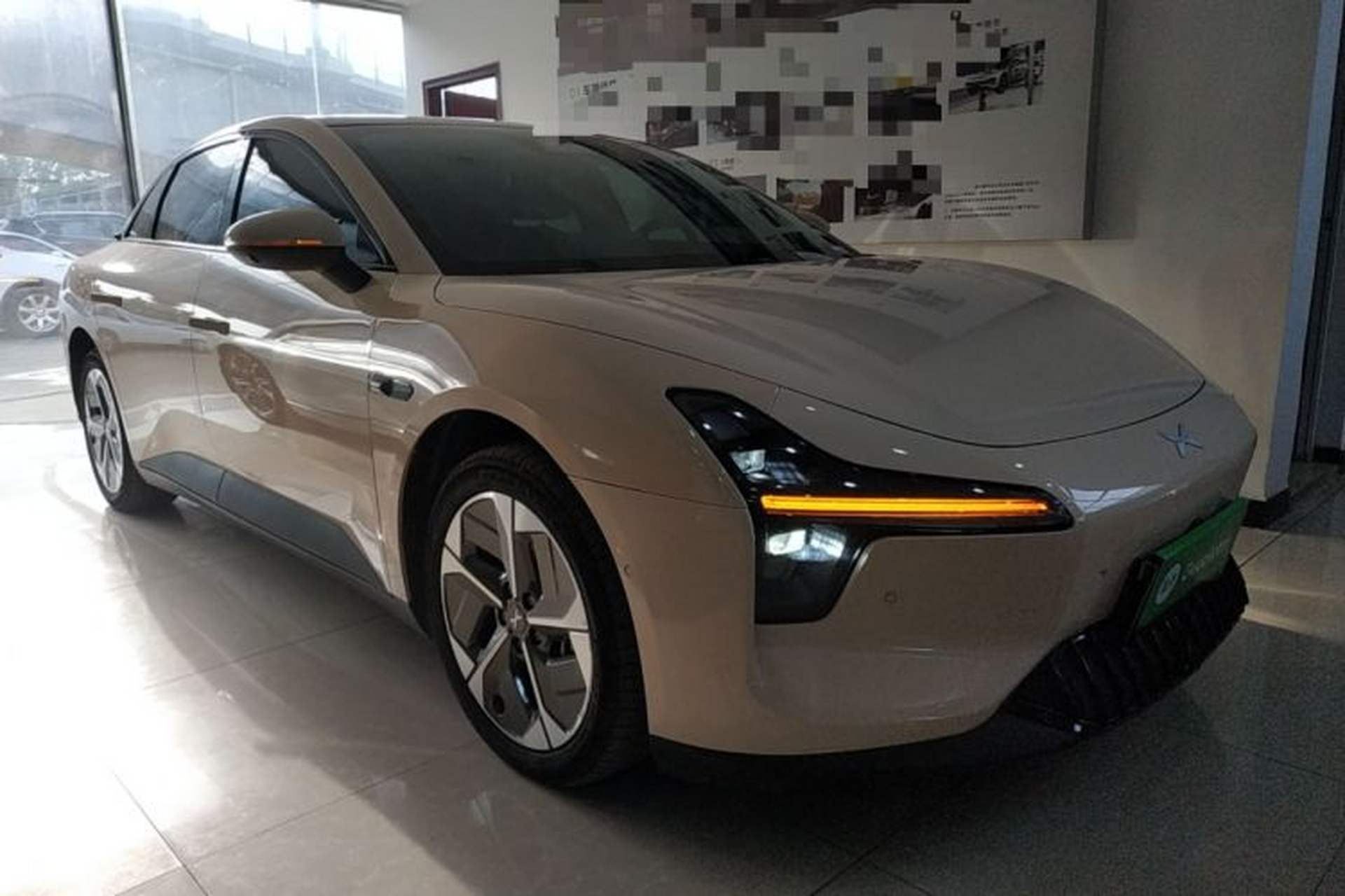 Used XPeng MONA M03 2024 515 Long-Range Exterior 2