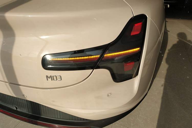 Used XPeng MONA M03 2024 515 Long-Range Exterior 6