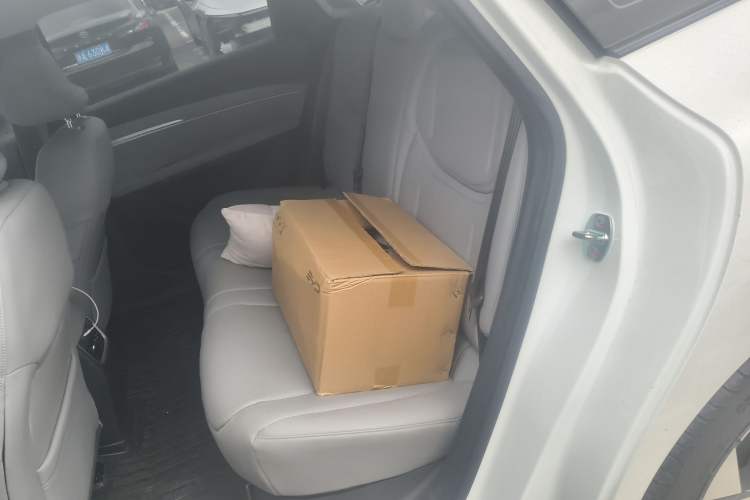 Used XPeng MONA M03 2024 620 with Ultra-Long Range Left Rear Seat