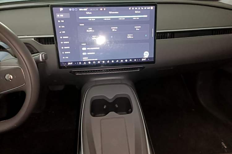 Used XPeng MONA M03 2024 620 with Ultra-Long Range Audio And AC Panel