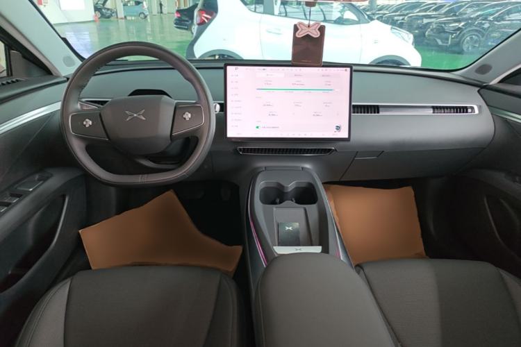 Used XPeng MONA M03 2024 620 with Ultra-Long Range Center Console